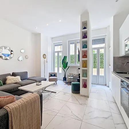 Nestor&jeeves - Oasis - Terrace In The Apartament